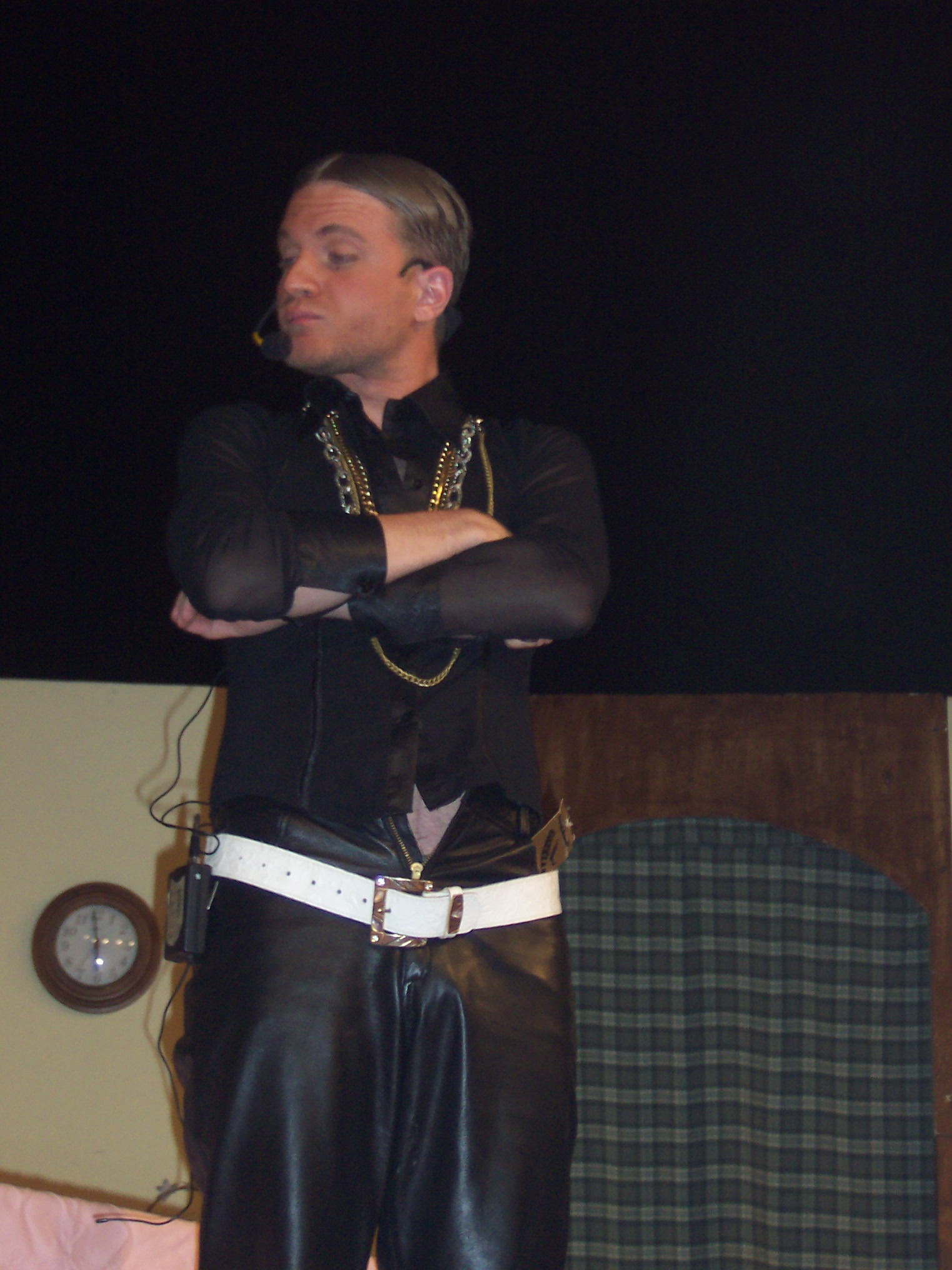 teatro/illeggittimaambizione06.jpg
